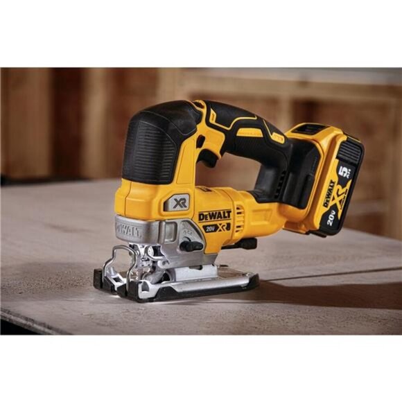 20V MAX XR Jig Saw, 3,200 Blade Speed, Cordless, Brushless Motor, LED Light - Picture 3 of 6